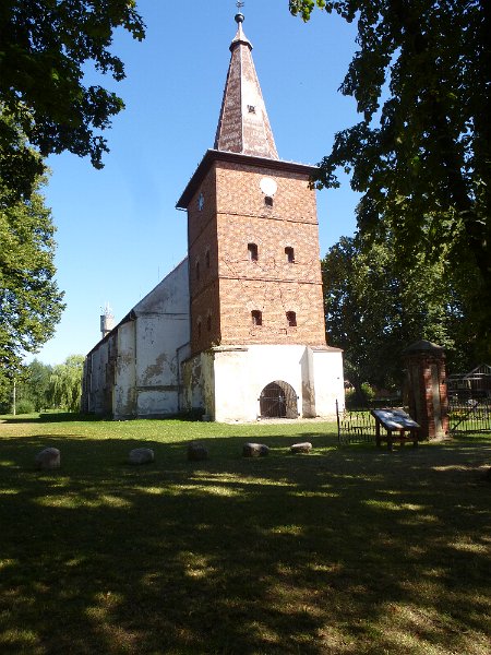 Baltikum-P620.JPG - Die Kirche von Rusne, Bezirk Klaipeda, an der russischen Grenze