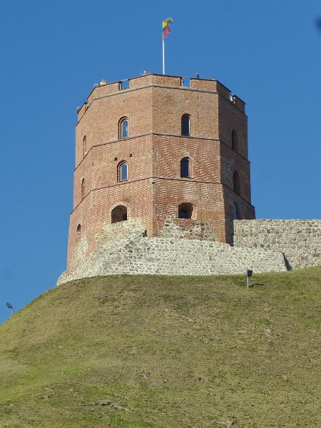 Baltikum-P714.JPG - Gediminas-Turm der oberen Burg in Vilnius
